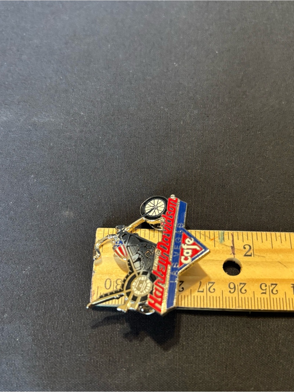 VTG Harley-Davidson Cafe Las Vegas Chopper Pin Captain America-style Motorcycle - Picture 6 of 9